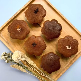 Selection of our Chinese Cakes